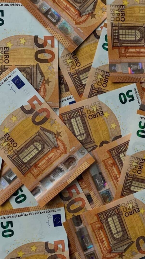 Moderate Bills Pack 💶